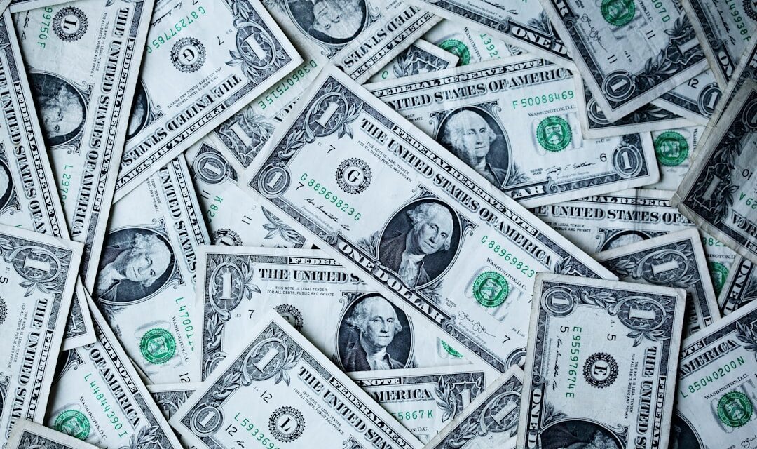 How to Build Wealth with an Independent Investment Advisor